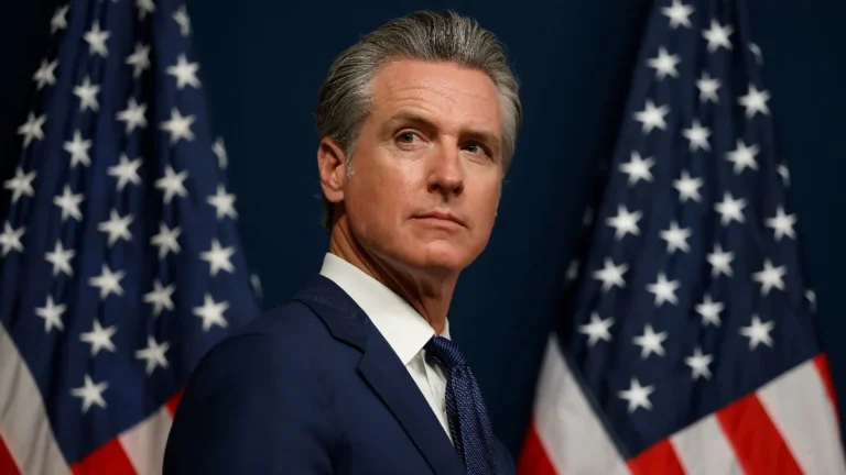 gavin-newsom-trump-store