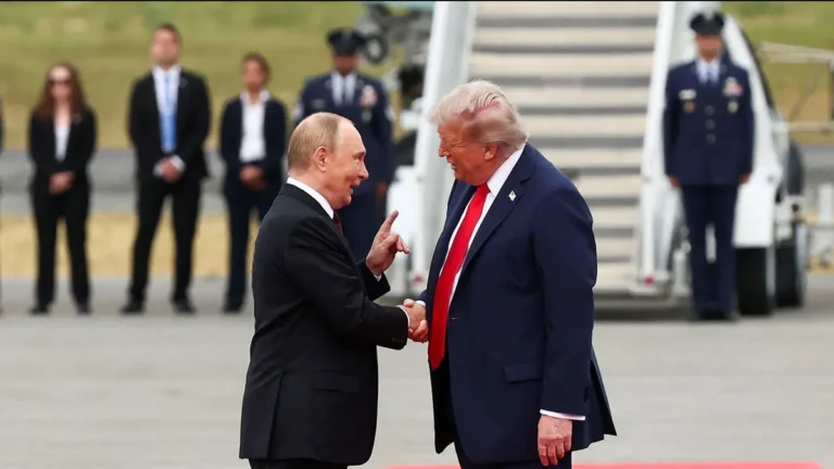 trump-putin-greet